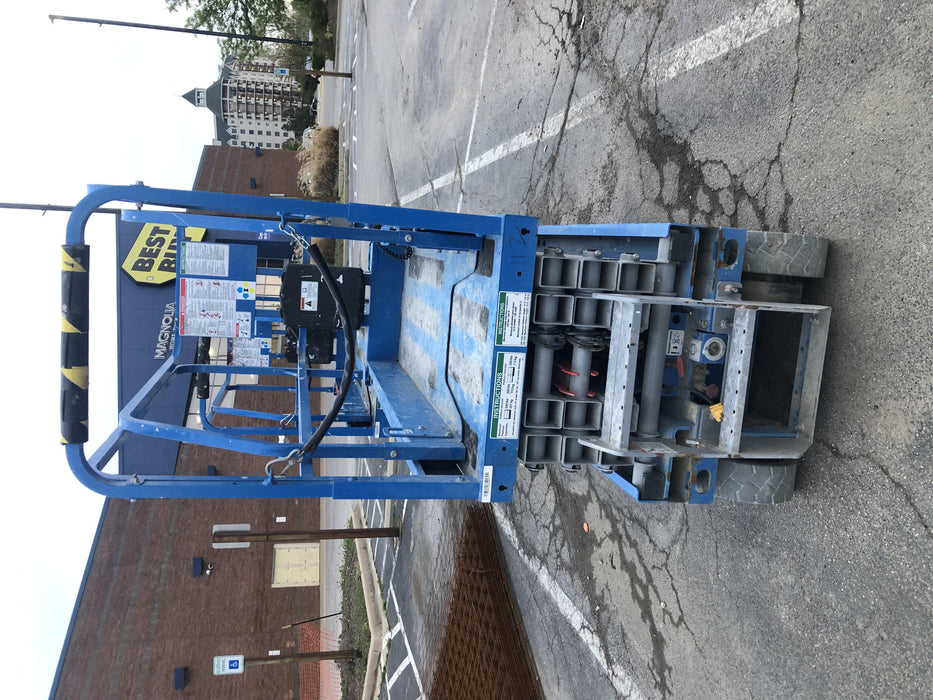 2020 Genie GS-1930 Fixed rails with chain entry gate - Pre A92.20