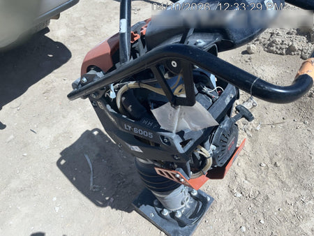 2025 HUSQVARNA LT6005