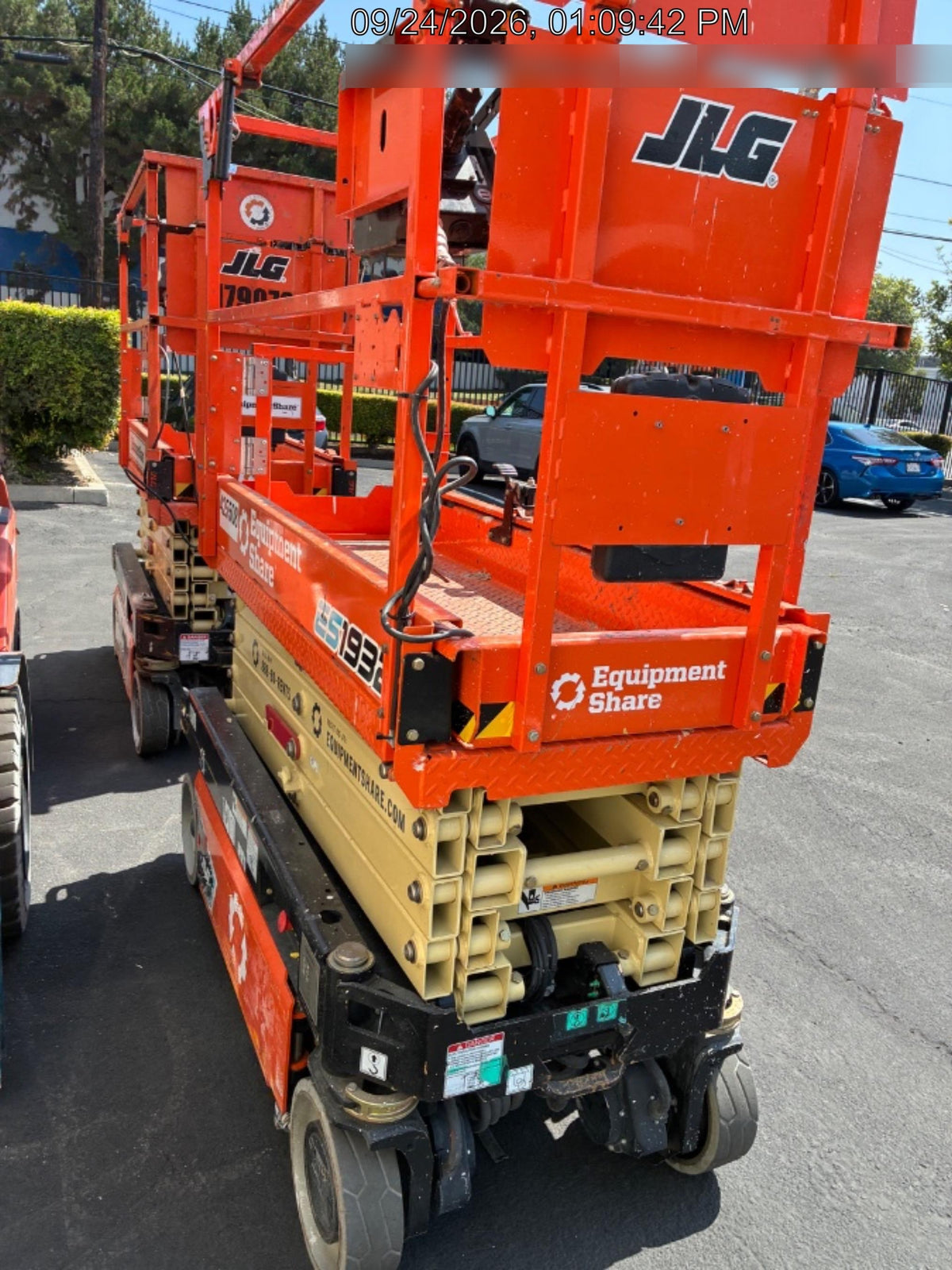 2024 JLG ES1932