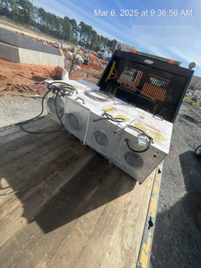 2021 CAMPO EB30E