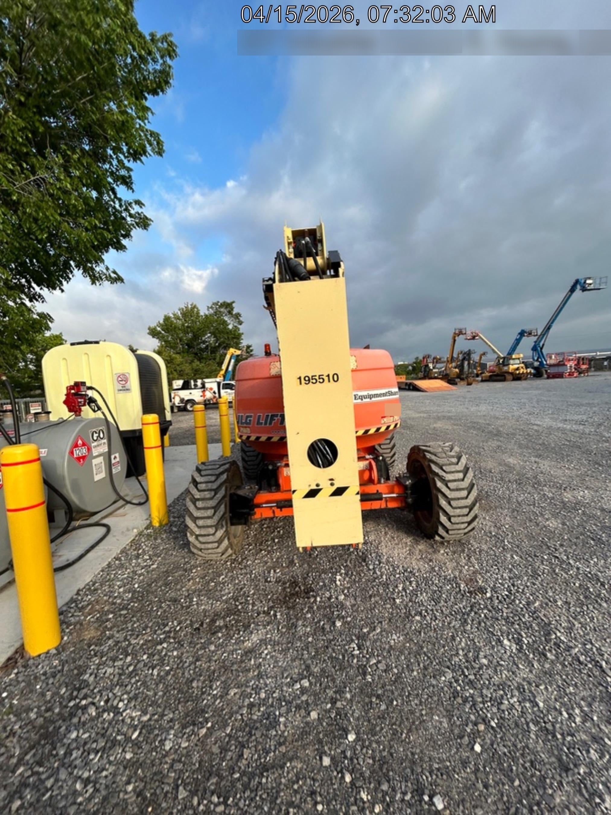 2021 JLG 600AJ
