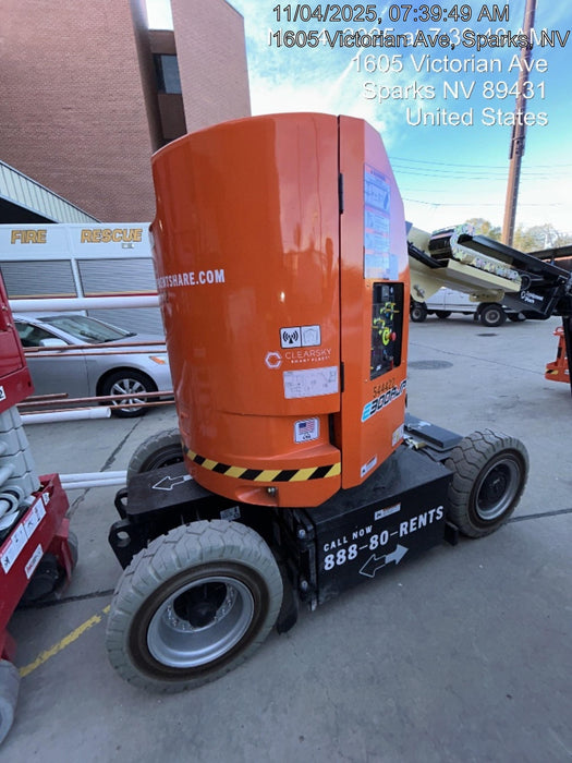 2025 JLG E300AJP