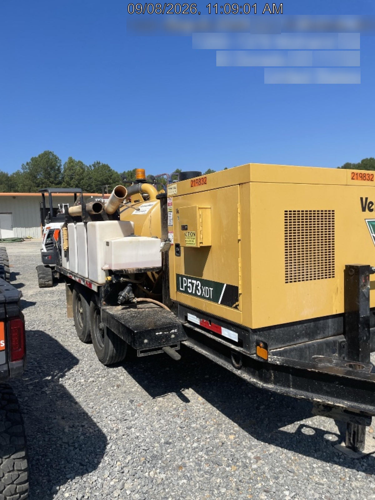 2022 Vac-Tron LP573XDT T4 Koehler Diesel Engine, 500 Gallon Debris Tank, x2 100 Gallon Water Tanks
