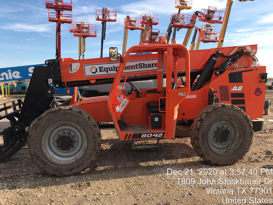 2020 Skytrak 8042 74 Hp, FF Tires, Work Lights, Beacon, Aux Hydraulics, Back up Alarm, Lifting Eye, ES Decals