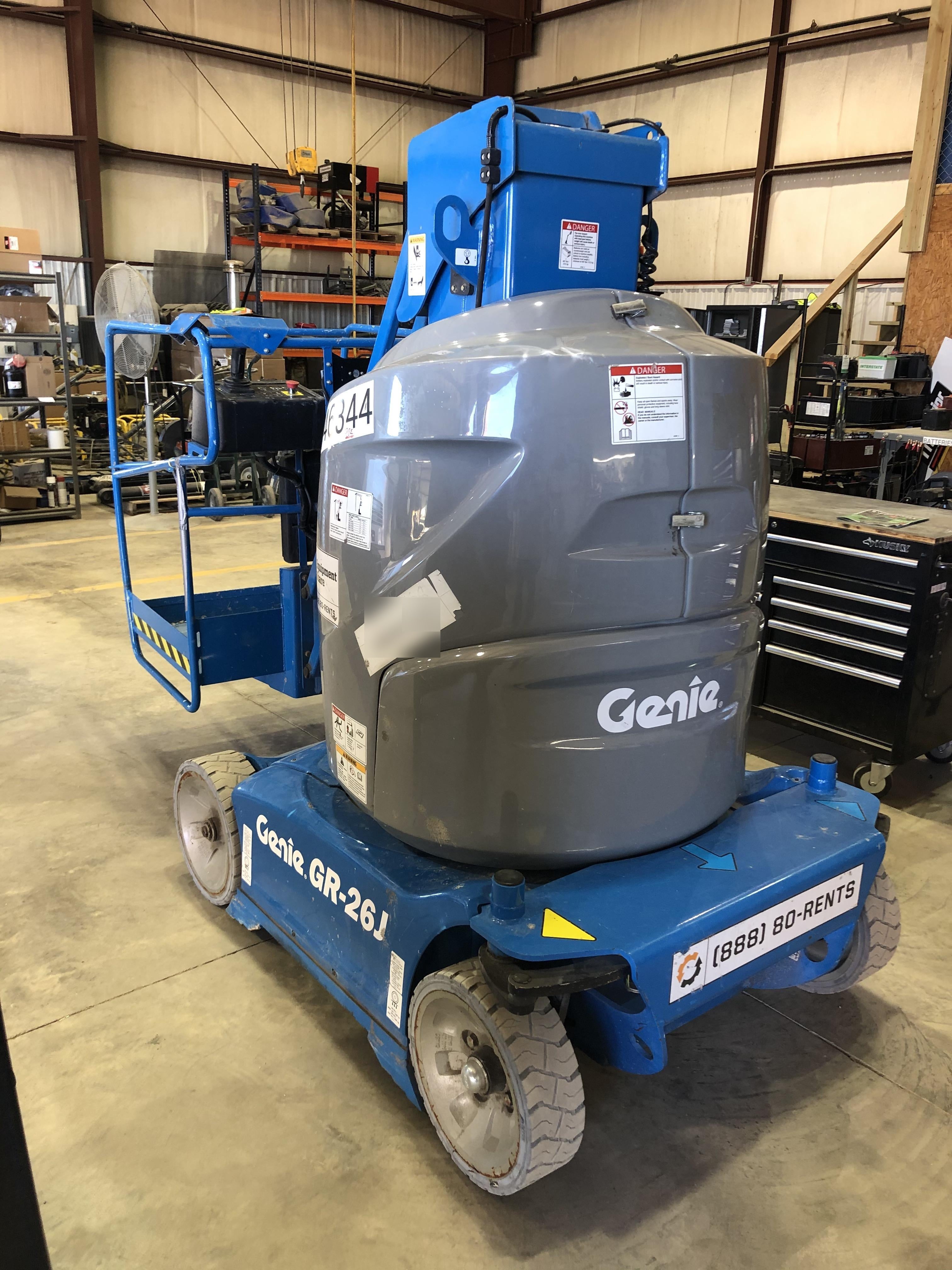 2019 GENIE GR-26J