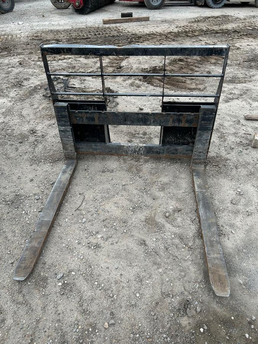 2021 PALADIN 48" Pallet Forks - Paladin