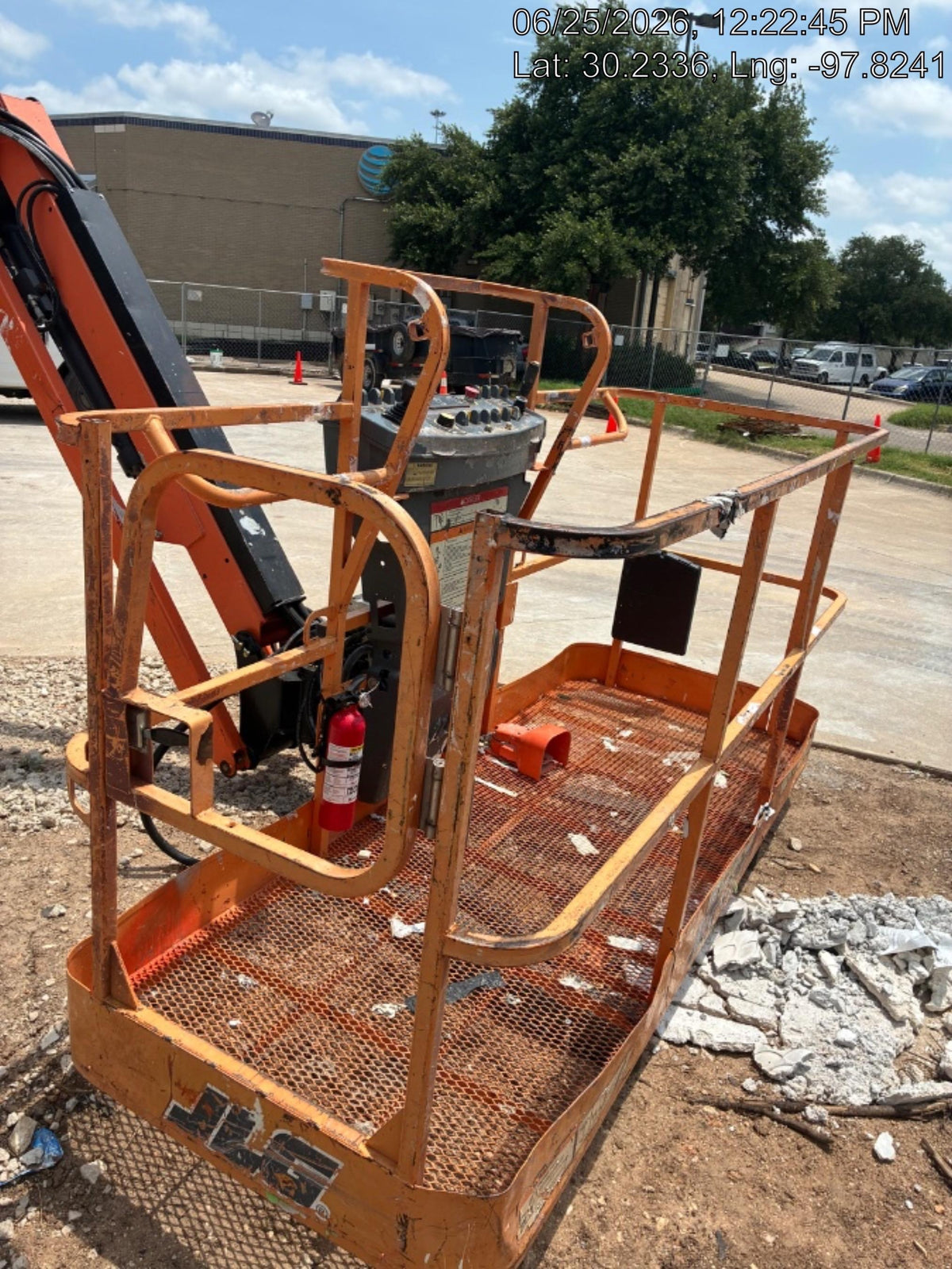 2019 JLG 660SJ