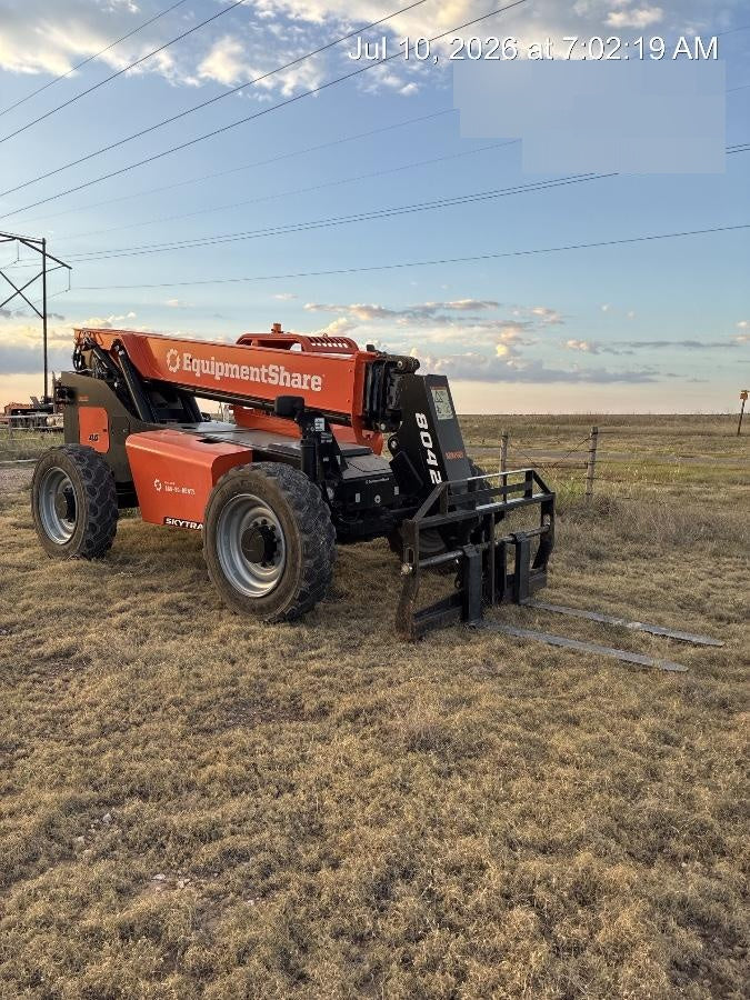 2023 SKYTRAK 8042