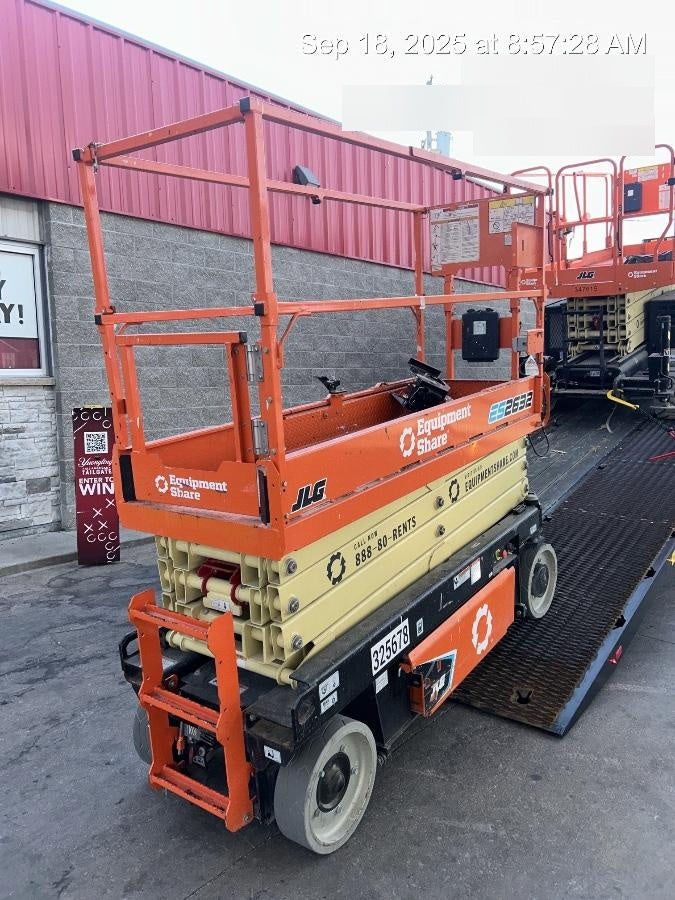 2023 JLG ES2632