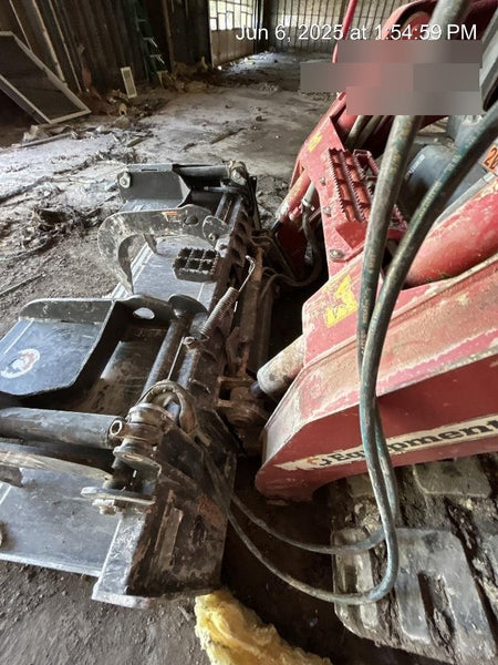 2022 TAKEUCHI TL12R2-CR