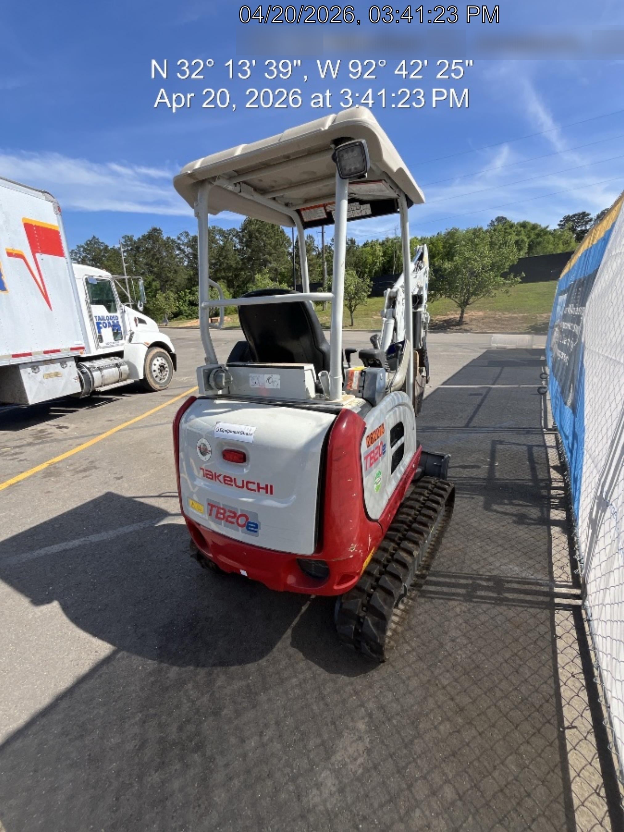 2022 TAKEUCHI TB20e
