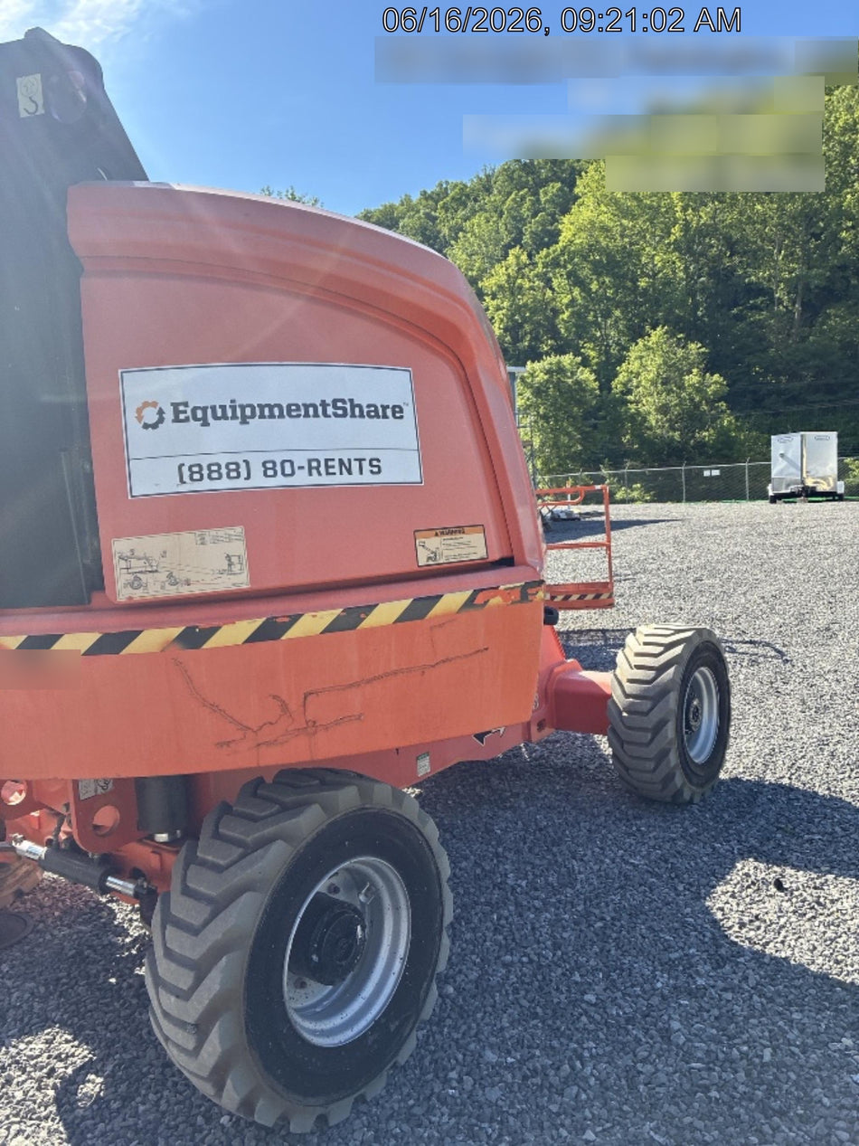2021 JLG 400S