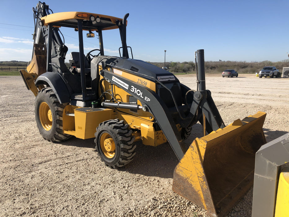 2019 John Deere 310LEP 4WD, Canopy, Standard dipper, ISO Controls, Rear Auxiliary Hydraulics w/Manual QC, Buckets: 12”, 18”, and 24”