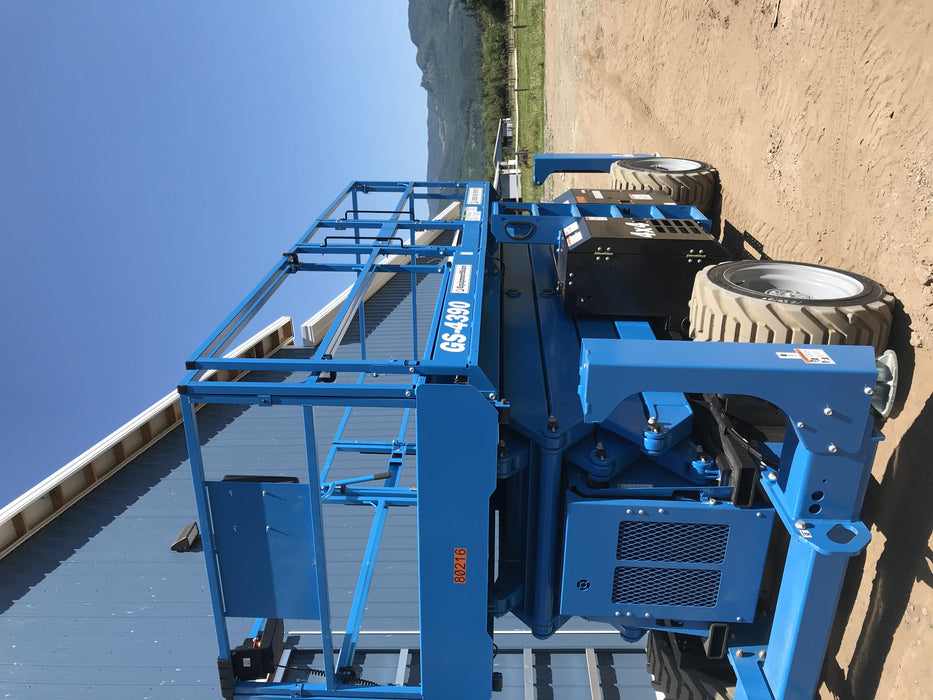 2020 GENIE GS-4390 RT