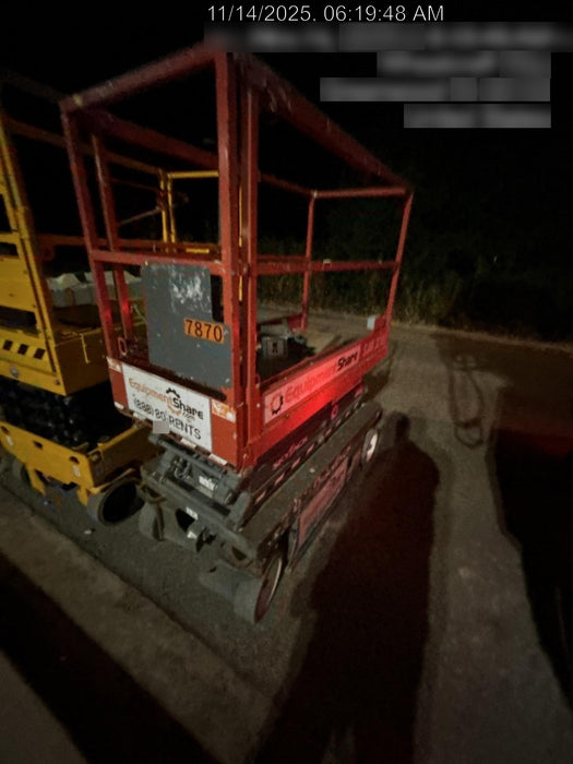 2017 Skyjack SJIII-3219 Skyjack SJIII3219 Scissor Lift w/Trojan Batteries