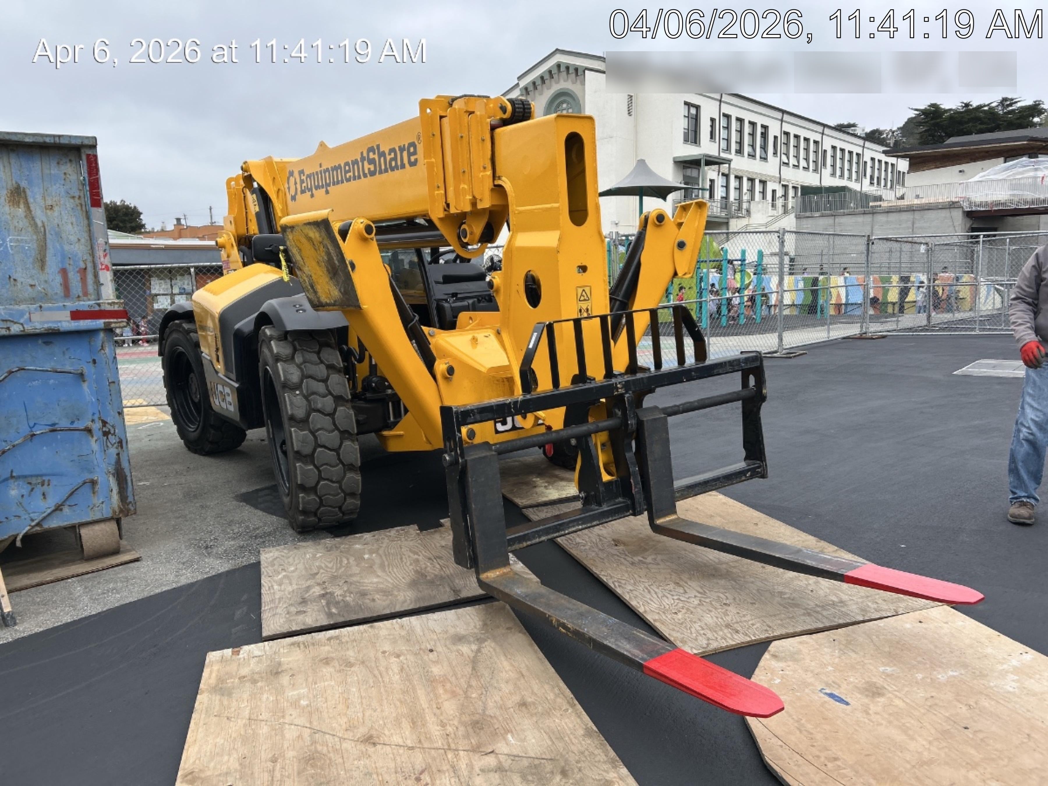 2025 JCB 512-56