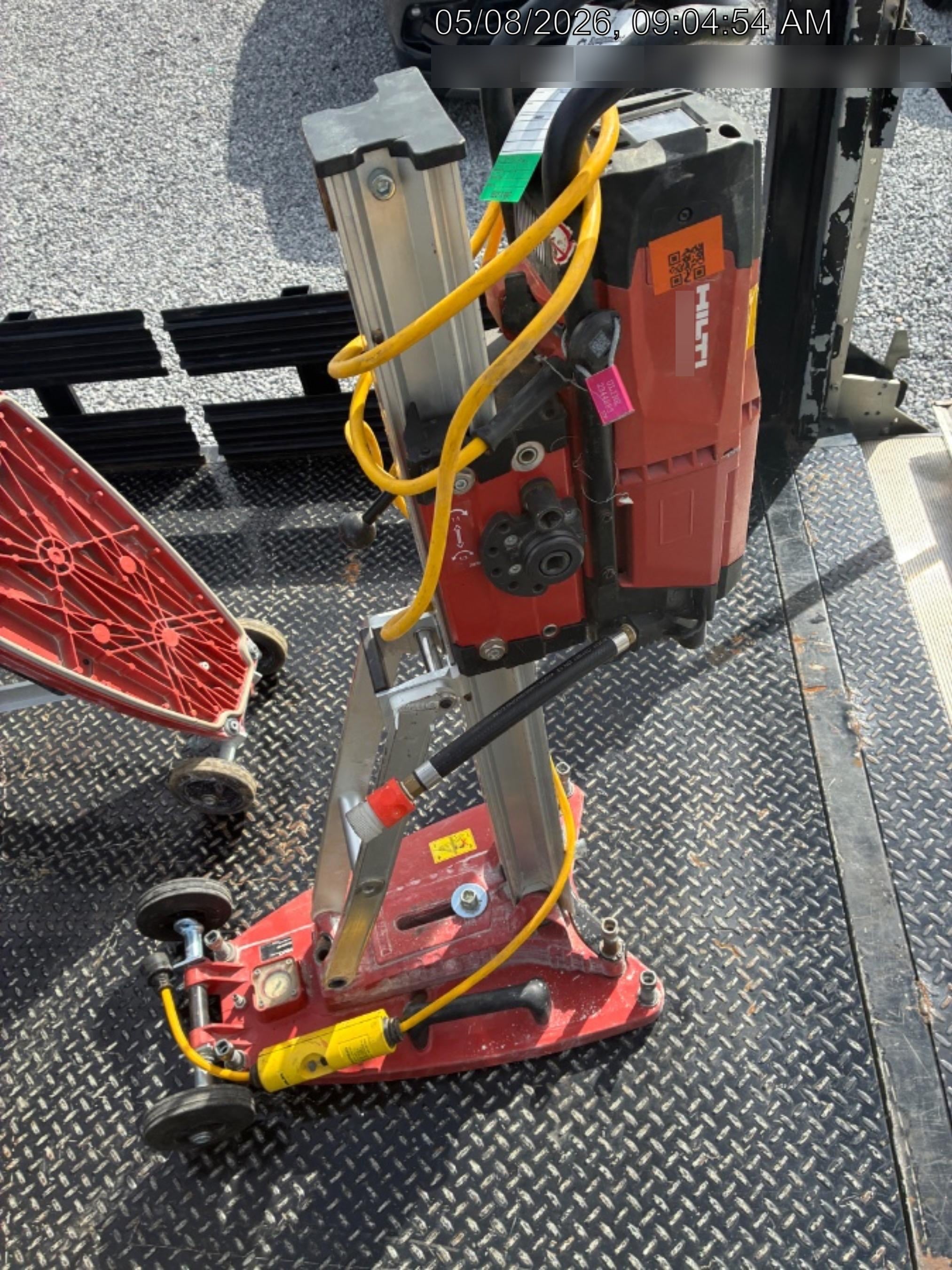 2021 HILTI DD250E