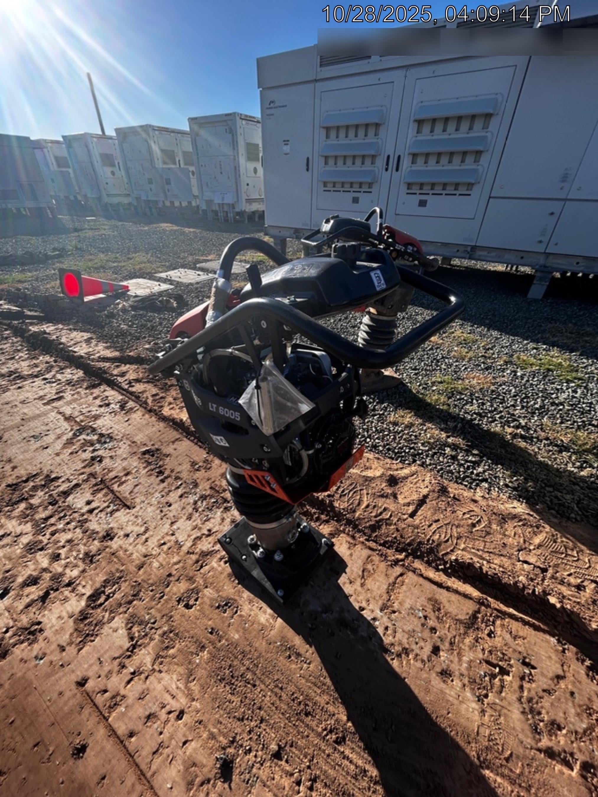 2024 HUSQVARNA LT6005