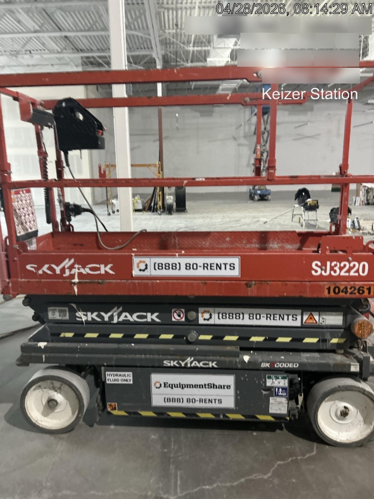 2020 Skyjack SJIII-3220 Solid NM Tires, Half height spring hinged entry gate, Dual Beacons, 6' Powered Extension Deck