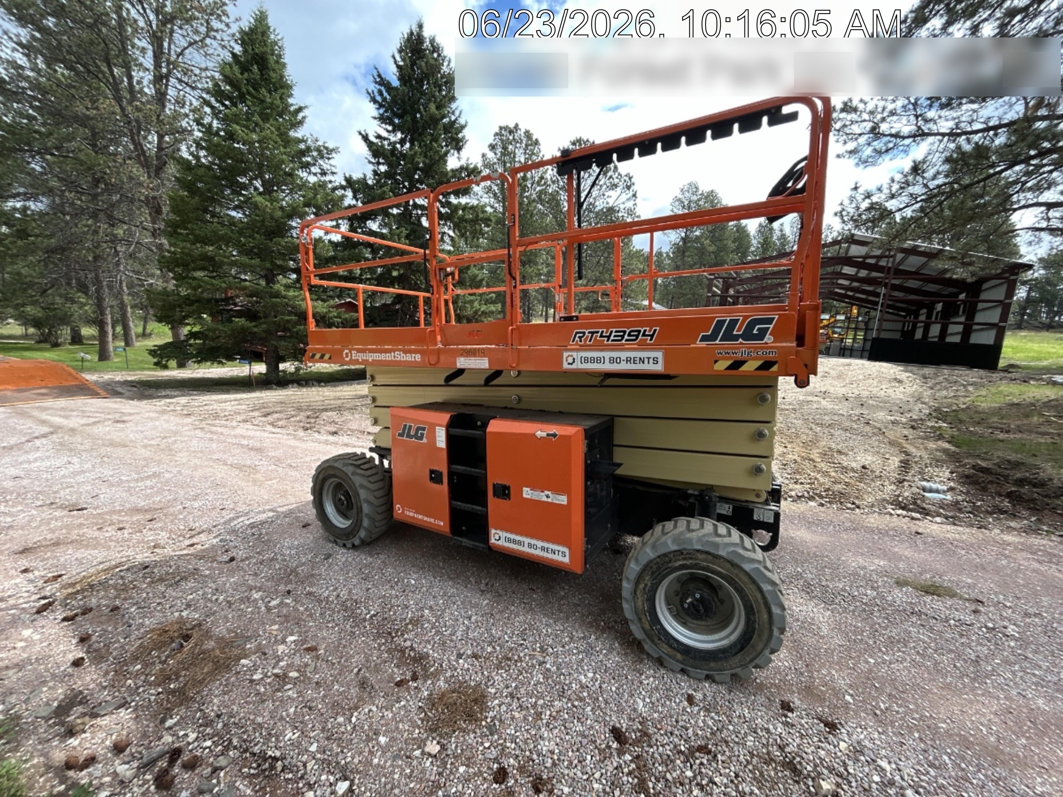 2023 JLG RT4394