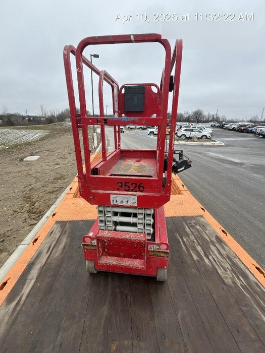 2016 MEC 1330SE MEC 1330SE Scissor Lift