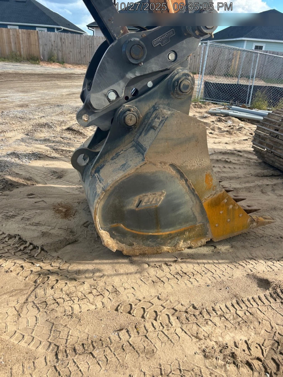 2025 CASE 48" Bucket 56-65K - Case