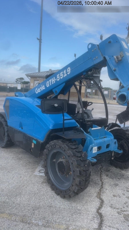 2018 GENIE GTH-5519