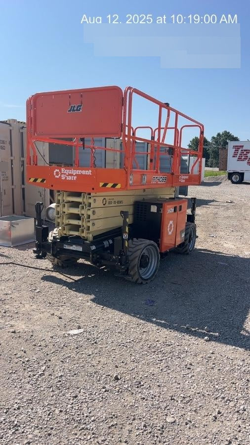 2023 JLG RT4069