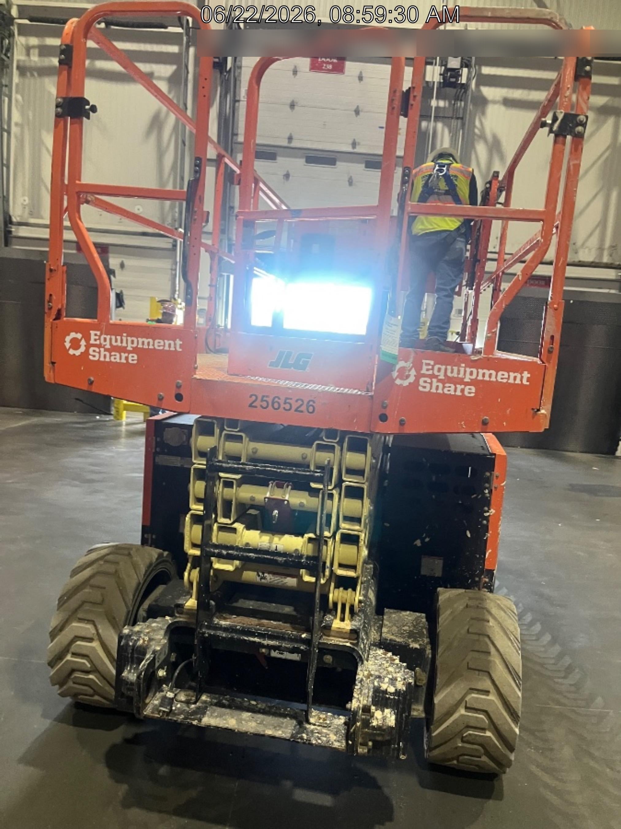2022 JLG ERT4069