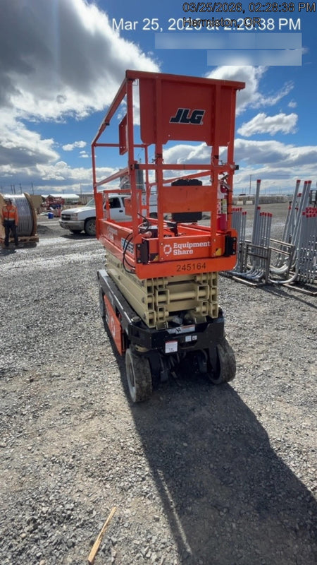 2022 JLG ES2632