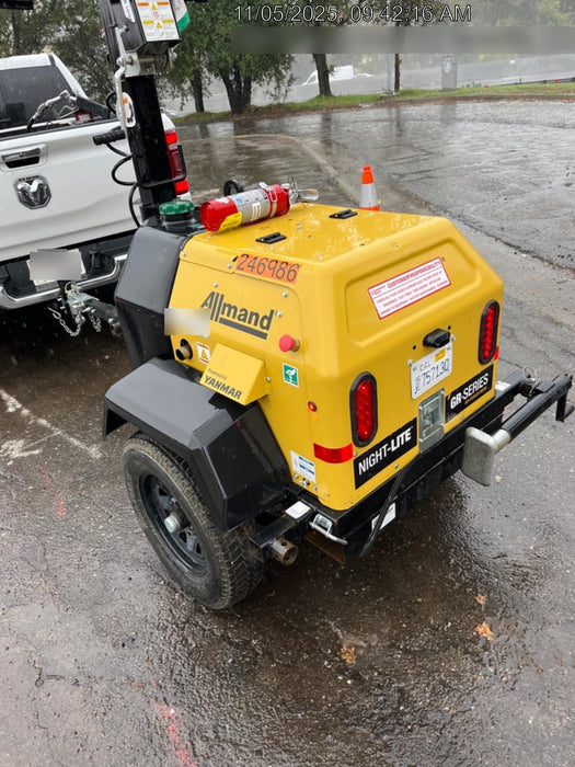 2022 Allmand NLV3GR (4) LED Light Fixture 350W, 23' Vertical Mast, 3kW Prime, Towable, ES Decals, T3