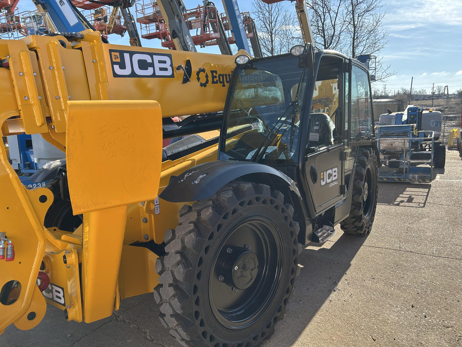 2025 JCB 512-56