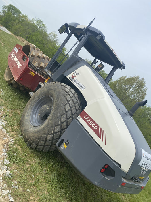 2022 DYNAPAC CA2500D