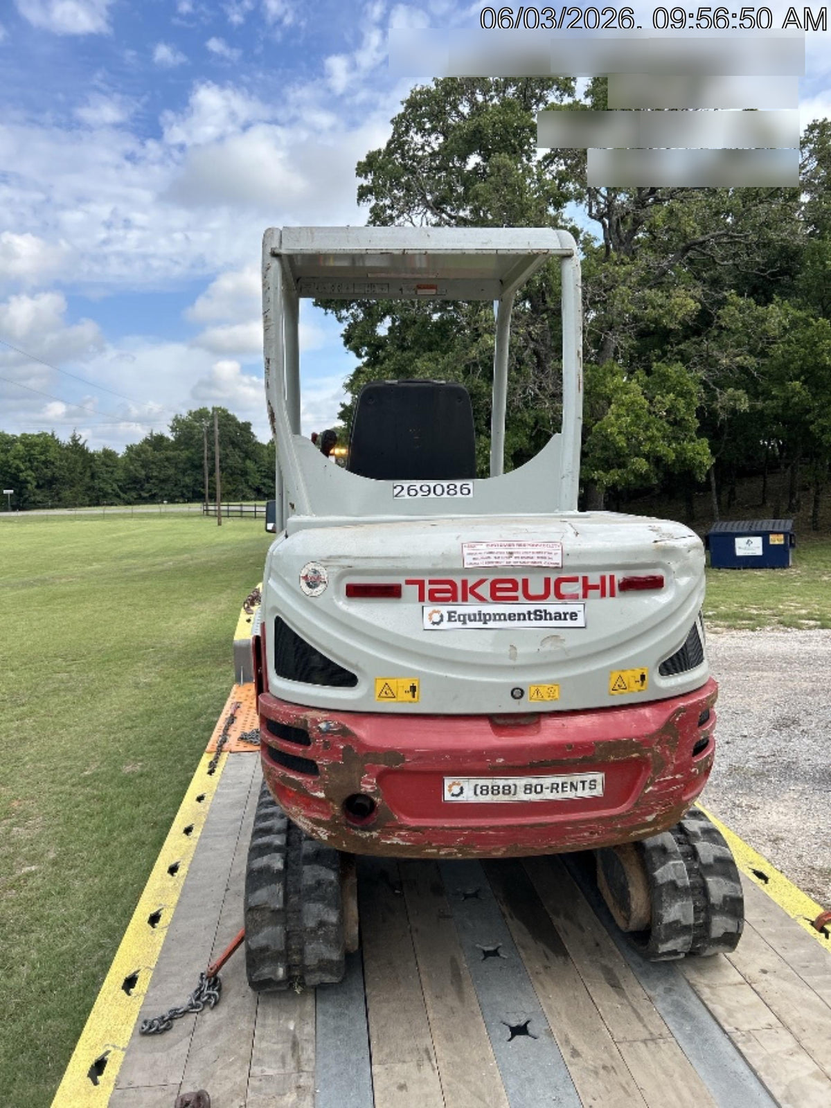 2022 TAKEUCHI TB235-2R