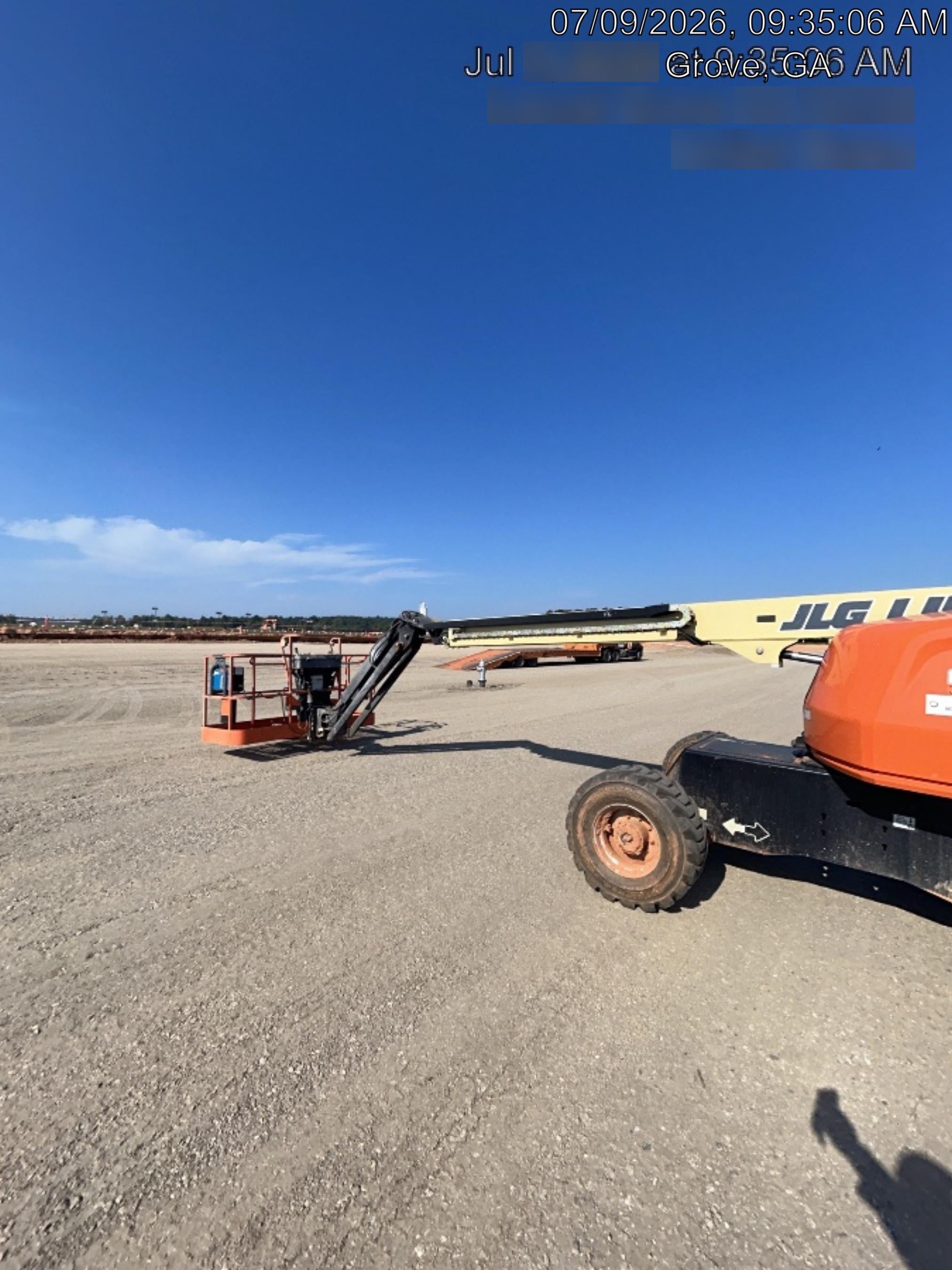 2023 JLG 460SJ