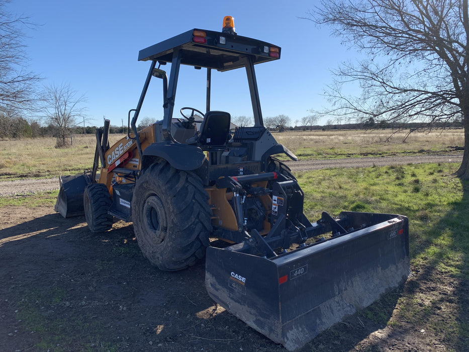 2019 Case 570N EP Canopy, 4WD, GP Front Bucket, Dual Tilt Cylinder, 84" Box Blade w/ Scarifier, Wheel Weights, Beacon