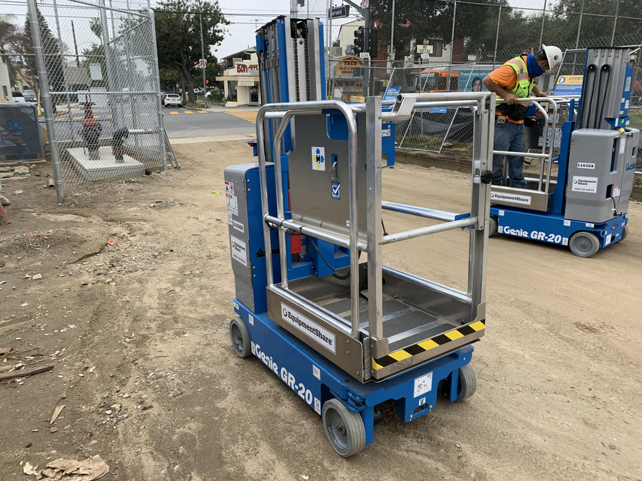 2020 GENIE GR-20