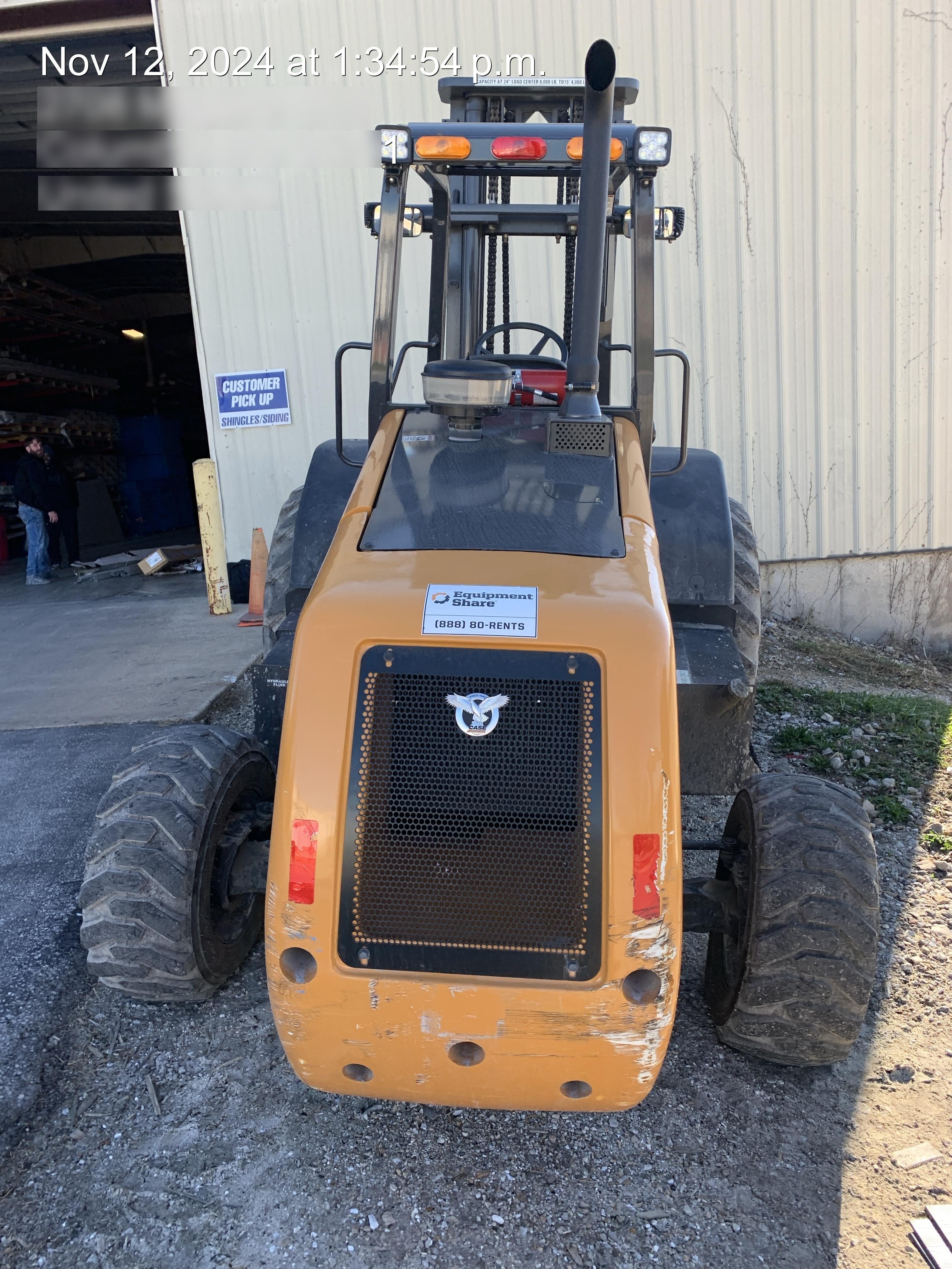 2023 CASE 588H