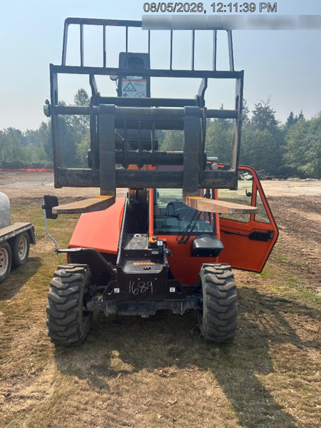 2025 JLG 519