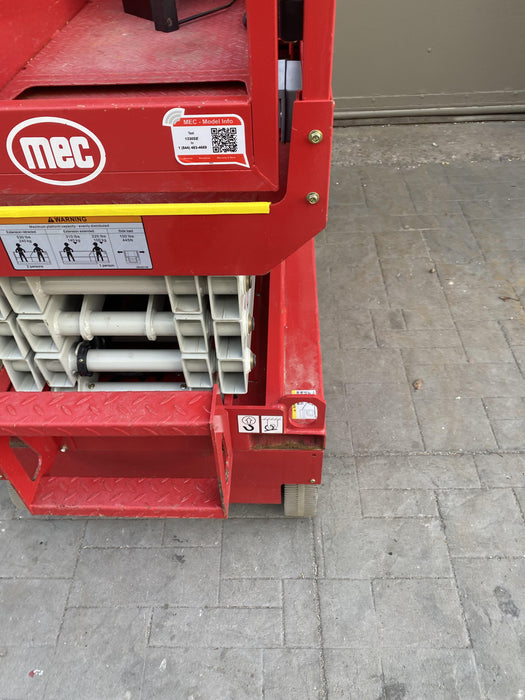 2020 MEC 1330SE Solid NM Tires, Steel Swing out Doors, LCS, Beacon, 900W Invertor