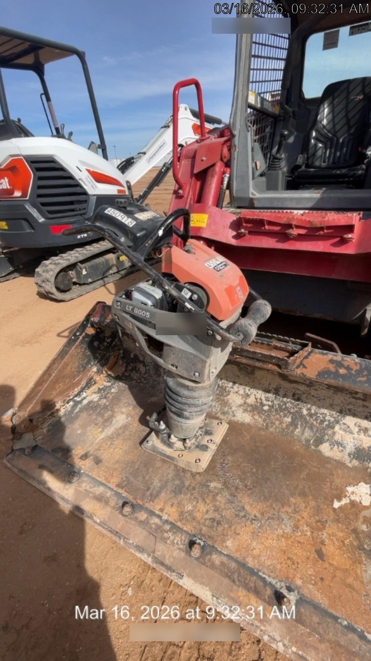 2024 HUSQVARNA LT6005