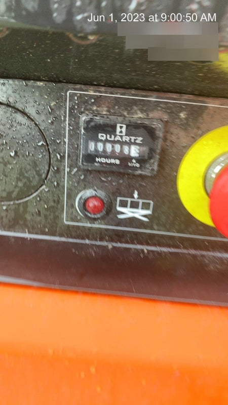 2023 JLG ES1932