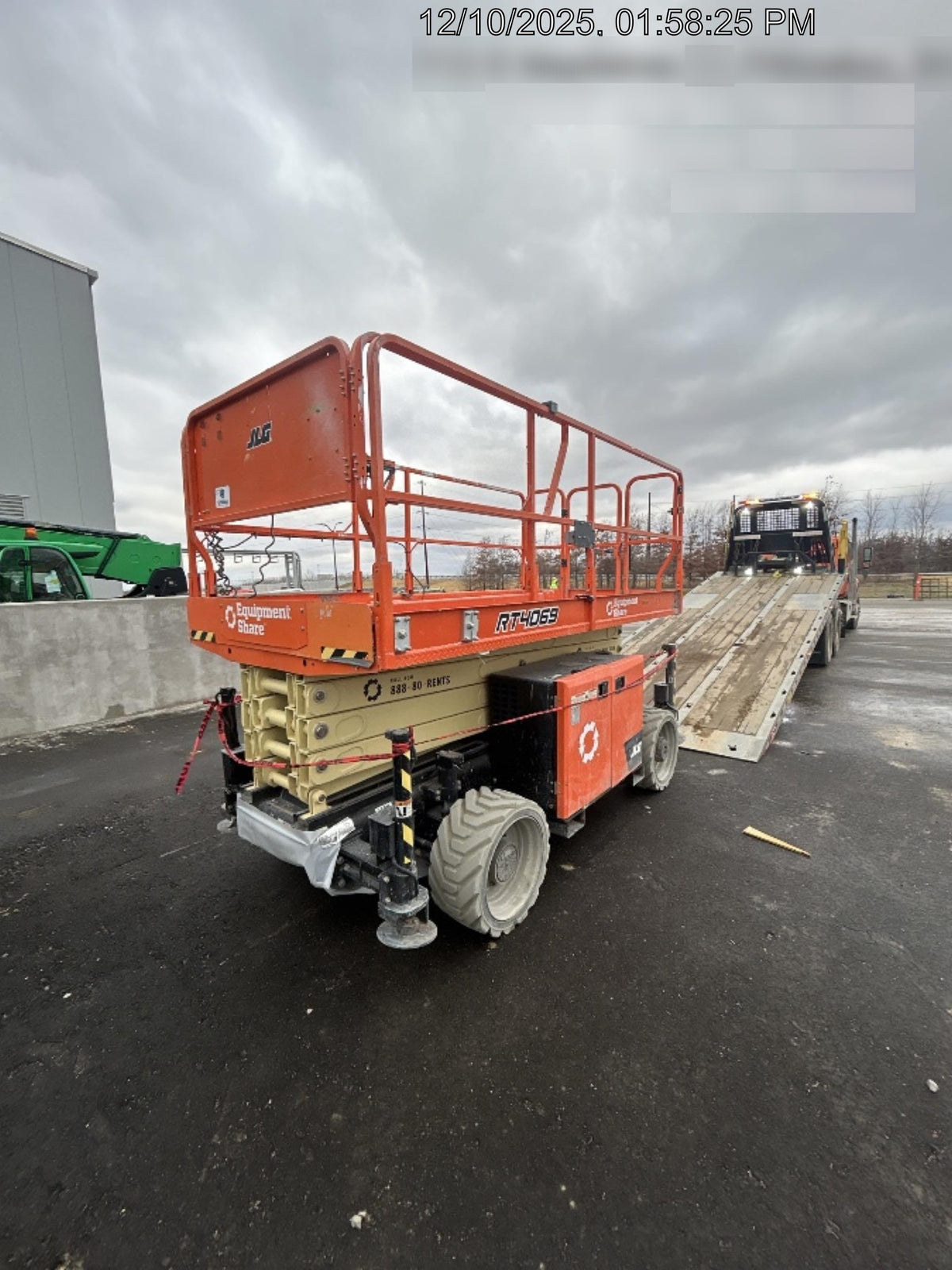 2023 JLG RT4069