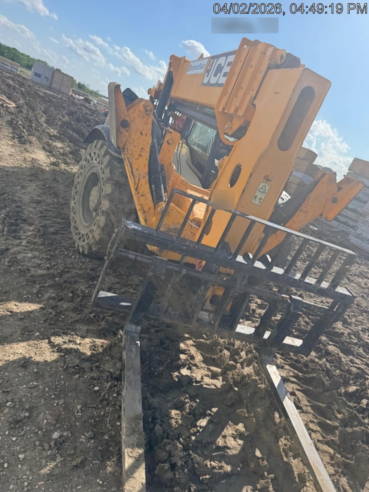 2019 JCB 510-56 Canopy, 74 HP, Solid Tires, STD Worklight, Beacon, Aux Hydraulics, Lifting Eye, Back up Alarm w/66" Carriage/60" Forks