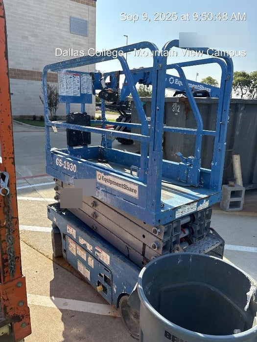 2019 Genie GS-1930 Fixed Rails with Chain Entry