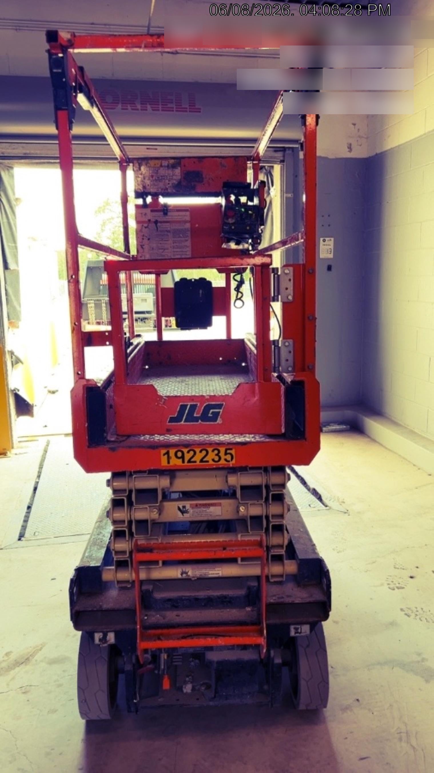 2021 JLG ES1932