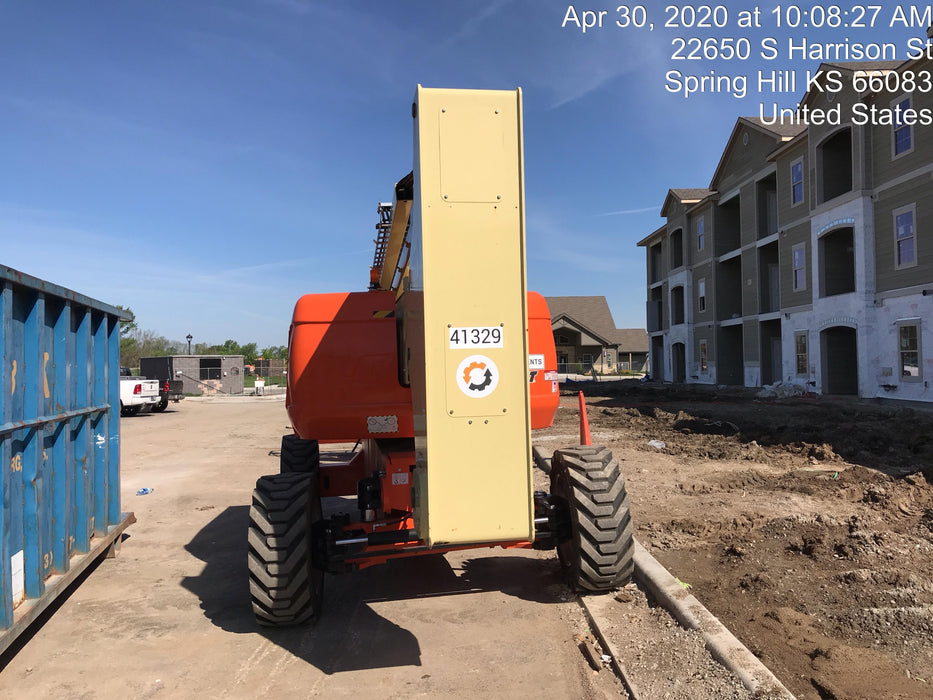 2019 JLG 800AJ