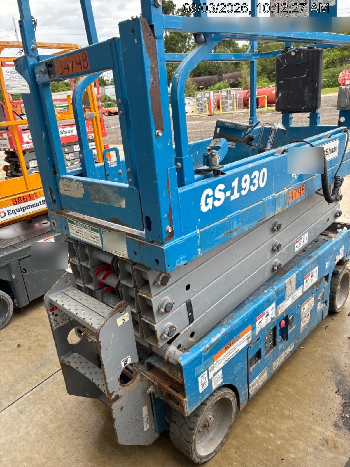 2020 Genie GS-1930 Solid Non Marking Tires, Beacon, Folding rails with half height swing gate
