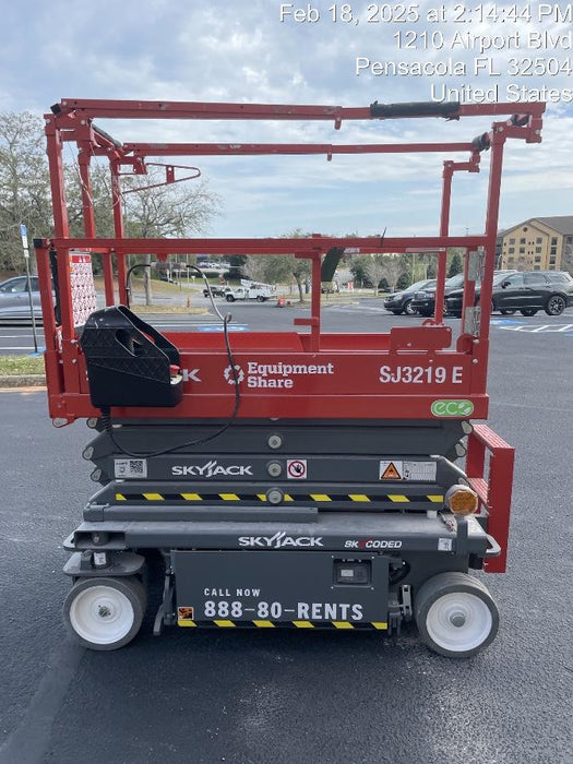2024 Skyjack SJ3219 Electric Drive, Sld NM Tires, DBcns, RFRails, Power to Platform, T3 + Access Control