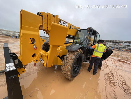 2025 JCB 512-56